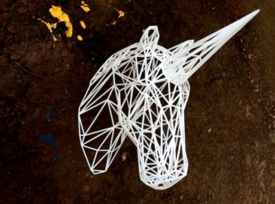 Tête de licorne volume imprimée en 3D -  fil de fer