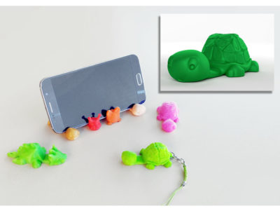 porte clef tortue et support smartphone